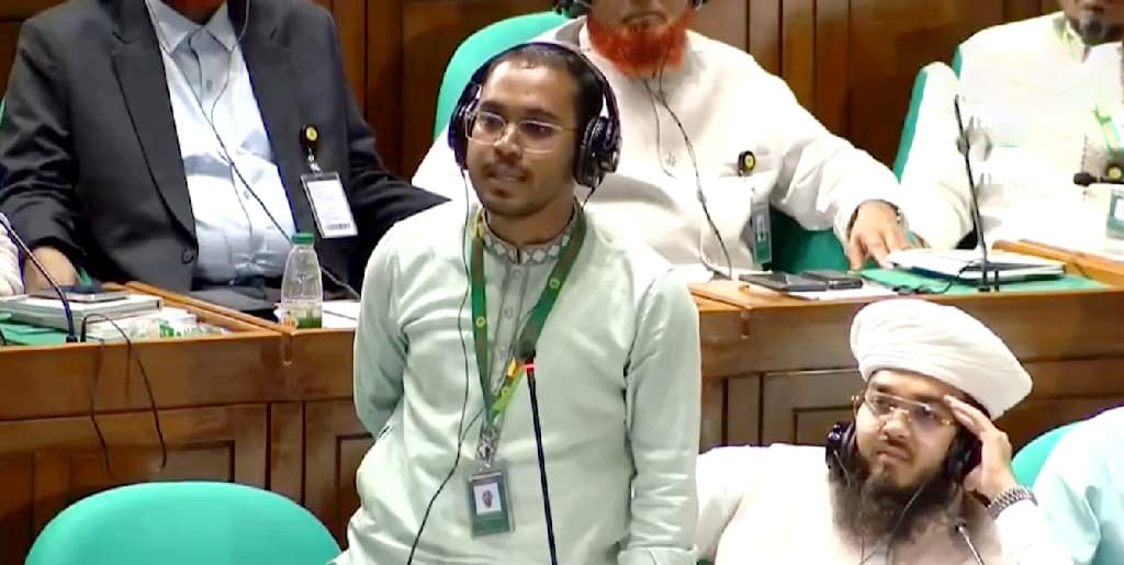 জেন-জিরা বাহাত্তরের সংবিধান চায় না: হান্নান মাসউদ