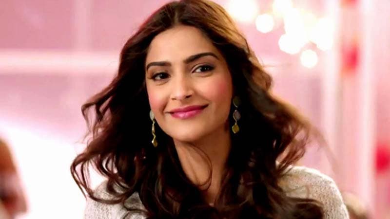 আবারও মা হলেন অভিনেত্রী সোনম কাপুর