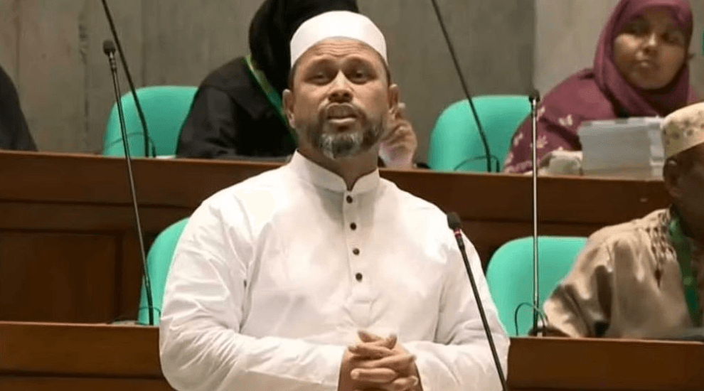 জীবিত বাবাকে ‘মুক্তিযুদ্ধে শহীদ’ বলার ঘটনায় দুঃখ প্রকাশ জামায়াত সমর্থিত এমপি মুনতাকিমের