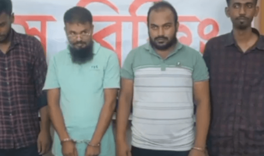 খুলনায় ফেসবুকে অপপ্রচার ও চাঁদাবাজির অভিযোগে আলোচনায় ‘হুমা বাহিনী’। ভূক্তভোগীদের সাইবার মামলার প্রস্তুুতি