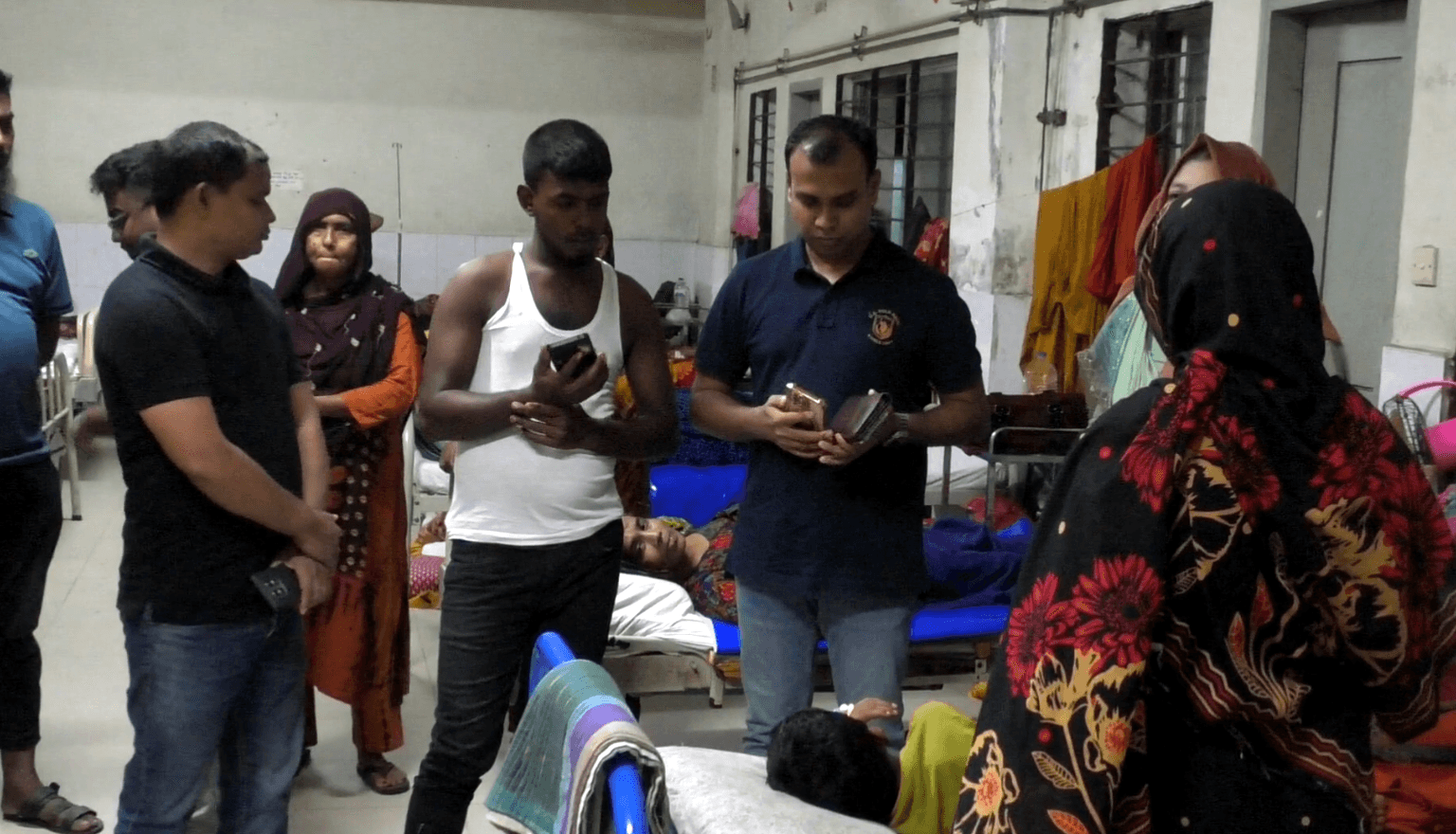 ধর্ষণের শিকার ৮ বছরের শিশুর পাশে জেলা প্রশাসন, চিকিৎসার ব্যয় বহনের আশ্বাস
