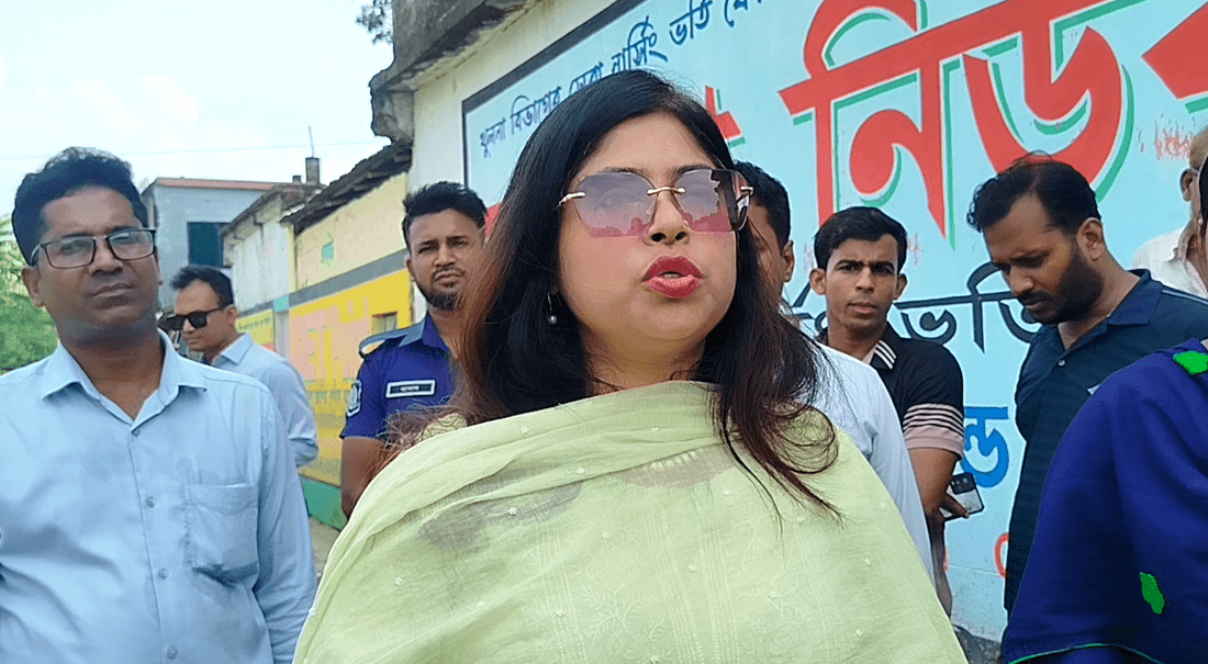 জেলা প্রশাসন ও সাতক্ষীরা পৌরসভার যৌথ উদ্যোগে প্রাণসায়ের খালধারে বৃক্ষরোপণ কর্মসূচি অনুষ্ঠিত