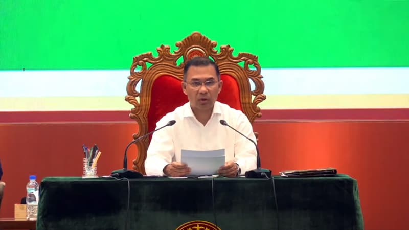 সশস্ত্র বাহিনী কোনো ব্যক্তি, দল ও পরিবারের সম্পদ নয়: প্রধানমন্ত্রী