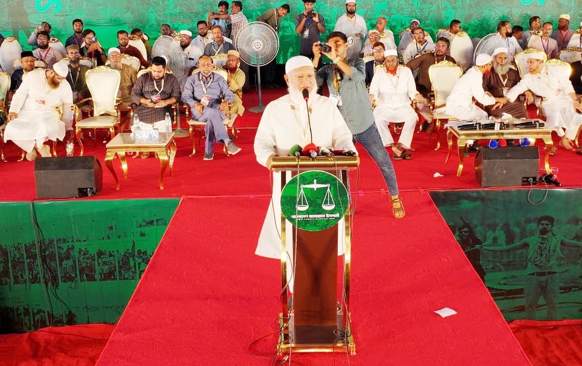 হাজার চেষ্টা করলেও ওই আওয়ামী লীগ হতে পারবেন না: বিএনপিকে জামায়াত আমির