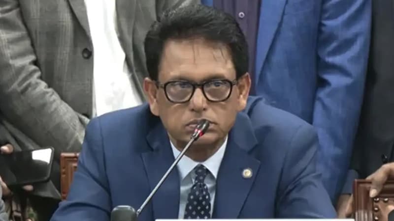 ২০২৭ সালের এসএসসি-এইচএসসি পরীক্ষা এগিয়ে আনা হচ্ছে: শিক্ষামন্ত্রী