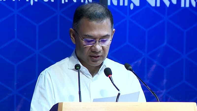 মেধানির্ভর আত্মবিশ্বাসী মানবসম্পদ গড়তে চায় সরকার: প্রধানমন্ত্রী