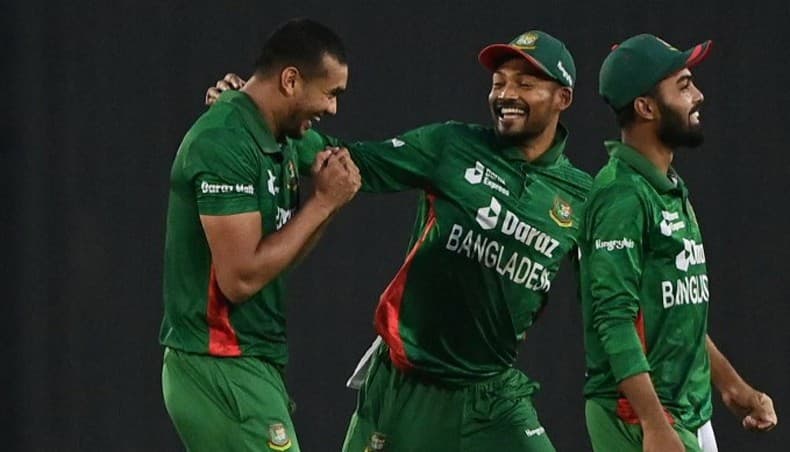টি–টোয়েন্টিতেও হার দিয়ে শুরু বাংলাদেশের, জিম্বাবুয়ের কাছে ৩২ রানে পরাজয়