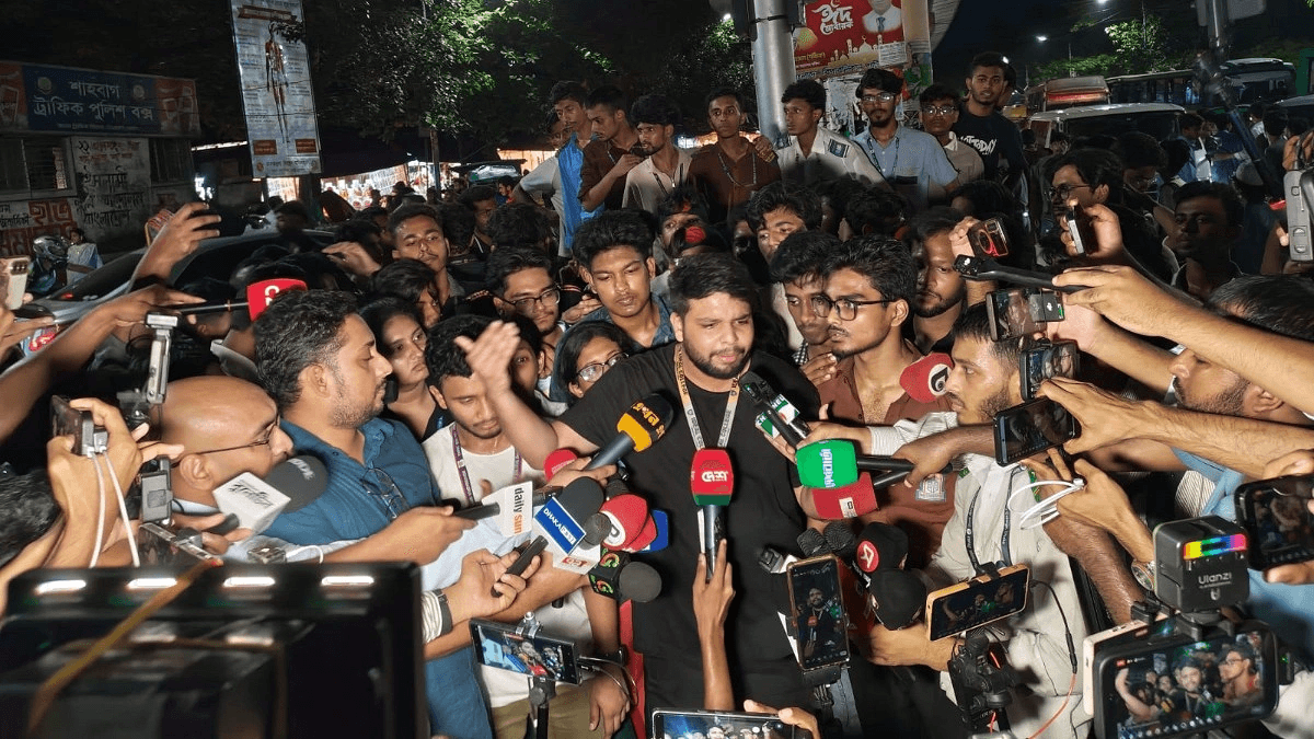 শিক্ষামন্ত্রীকে রাত ১০টা পর্যন্ত আলটিমেটাম, শাহবাগ ছাড়লেন এইচএসসি শিক্ষার্থীরা