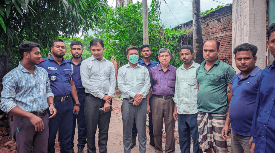 ভোক্তা অধিকারে সাতক্ষীরা সদর উপজেলায় অভিযান দুধ ভান্ডারকে ১ লাখ টাকা জরিমানা
