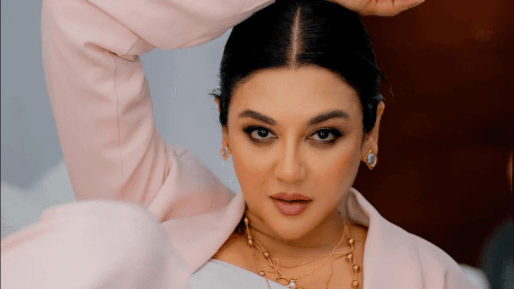 অভিনয়ের বাইরে গেম শোর মঞ্চে জয়া আহসান
